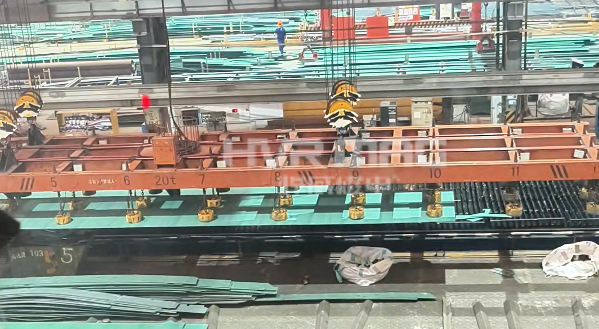 悍威电永磁吊具成功应用于广船国际钢板切割上下料